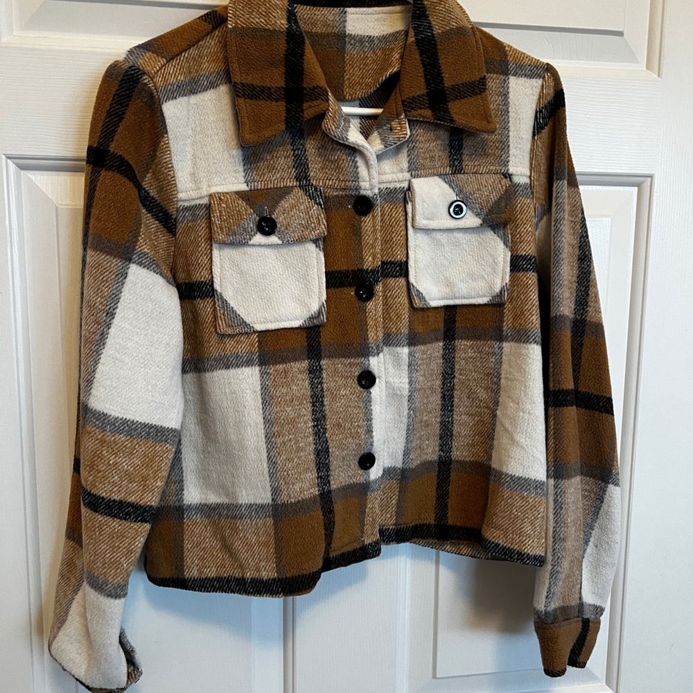Chic Plaid Button-Up Shacket